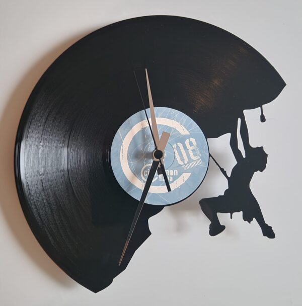 upcycling Schallplatten Wanduhr "Klettern" – Bild 2